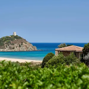 ***** Station touristique Baia Di Sardinia, Curio Collection By Hilton Italie